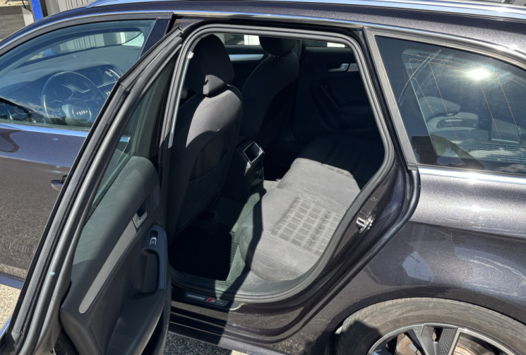 Audi A4 Avant 2.0 TFSI 180 QUATTRO e85 Flexfuel - Origine Audi 