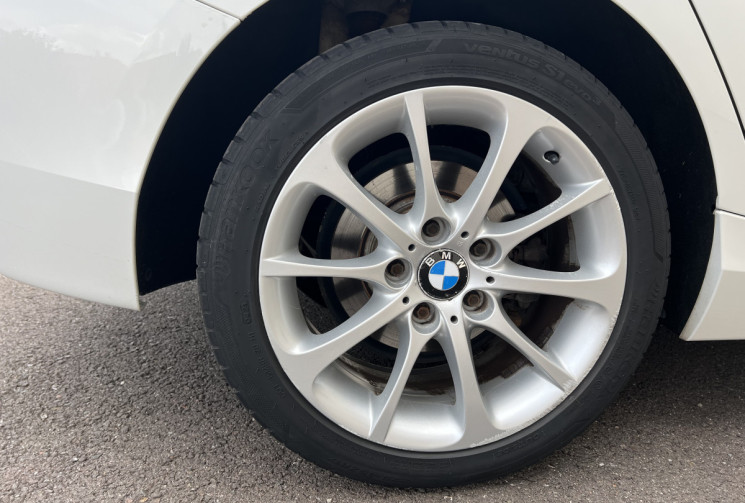 BMW Série 1 5 portes 118i 1.6 i 170 CH SPORT 