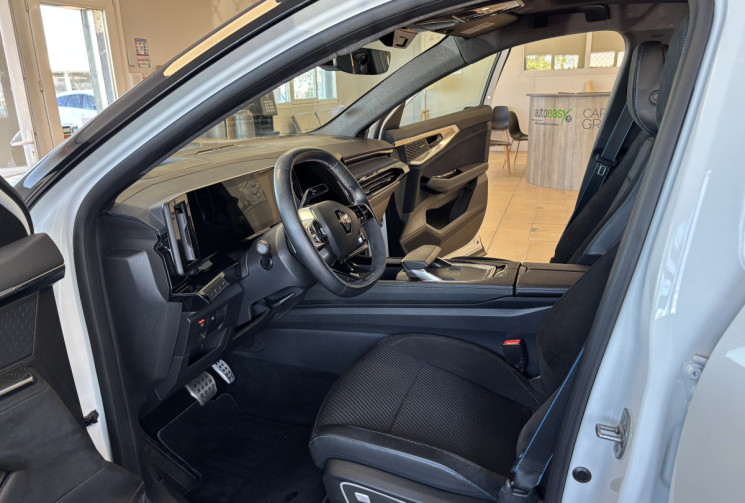 Renault Austral E-TECH 1.2 DIG-T 200 HYBRID ICONIC ESPRIT ALPINE / TOIT OUVRANT /PAR-BRISE CHAUFFANT