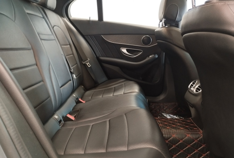Mercedes Classe C 220 CDi 2.1 CDI 16V 7G-TRONIC+ BlueTEC 170 cv Boîte auto