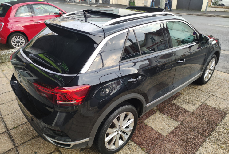 Volkswagen T-Roc CARAT EXCLUSIVE 1.5 TSI 150  DSG7 