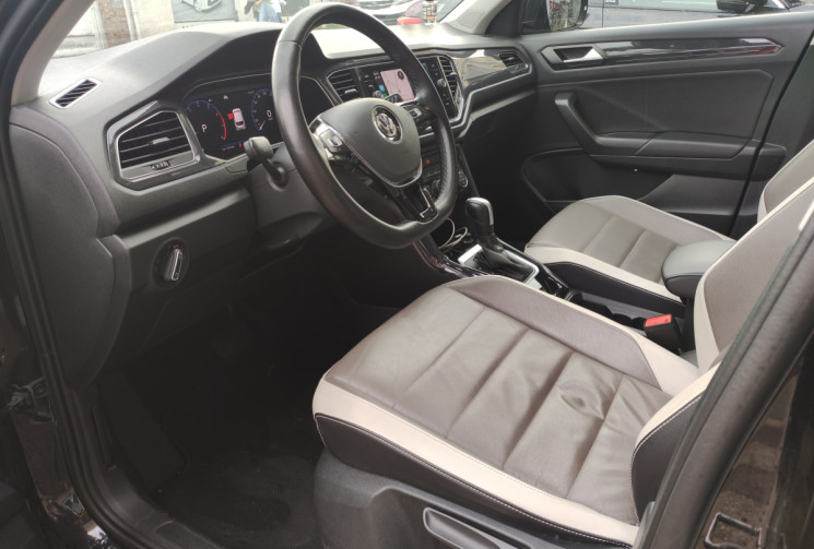 Volkswagen T-Roc CARAT EXCLUSIVE 1.5 TSI 150  DSG7 