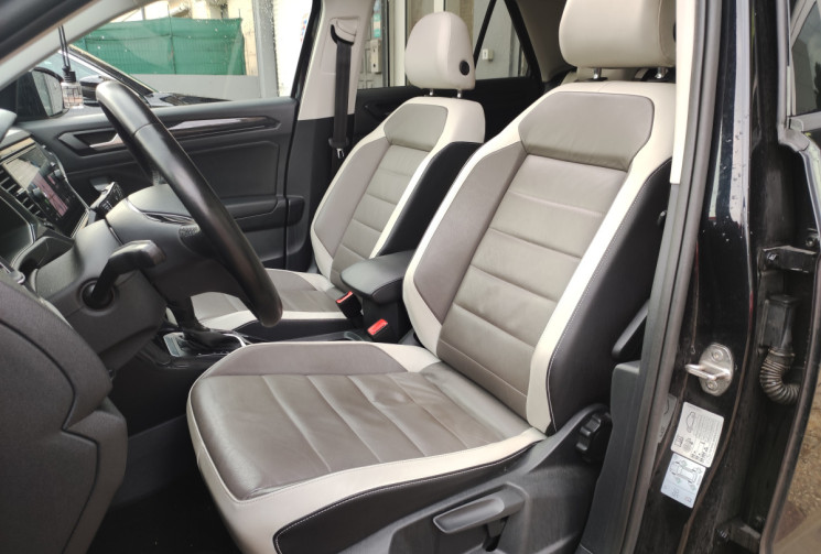 Volkswagen T-Roc CARAT EXCLUSIVE 1.5 TSI 150  DSG7 