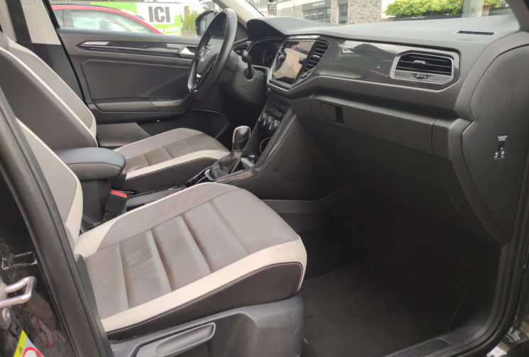 Volkswagen T-Roc CARAT EXCLUSIVE 1.5 TSI 150  DSG7 