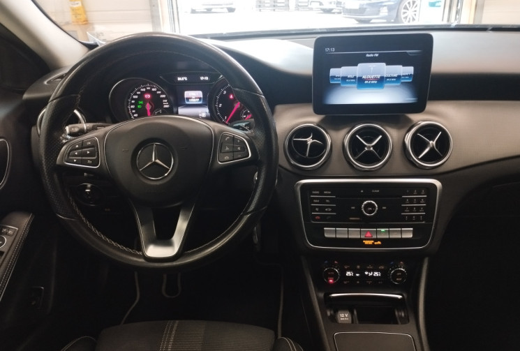 Mercedes GLA 200 d Phase 2 16V  2.1 7G-DCT 136 cv Boîte auto