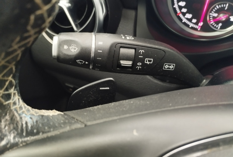 Mercedes GLA 200 d Phase 2 16V  2.1 7G-DCT 136 cv Boîte auto