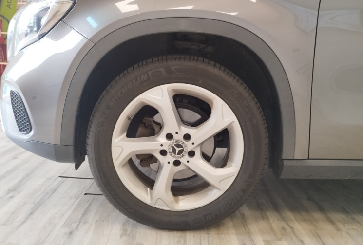 Mercedes GLA 200 d Phase 2 16V  2.1 7G-DCT 136 cv Boîte auto