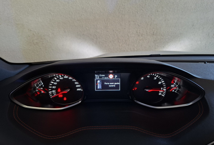 Peugeot 308 1.2 Pure tech 130 GT LINE ETA6