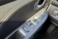 Renault Clio IV 4 Initiale Paris 1.2 Tce 120 ch / Cuir chauffant / Camera / Bose / LED