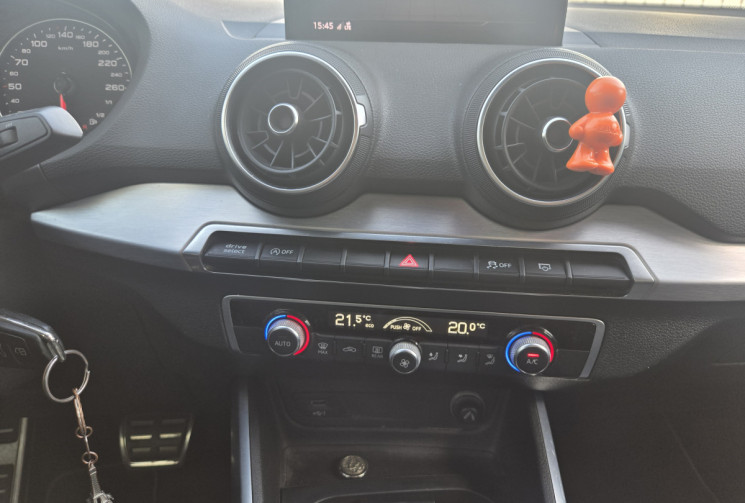 Audi Q2 2.0 TDI - 16V TURBO QUATTRO 4X4 - S-LINE *ORIGINE FRANCE* PNEUS NEUFS* * 