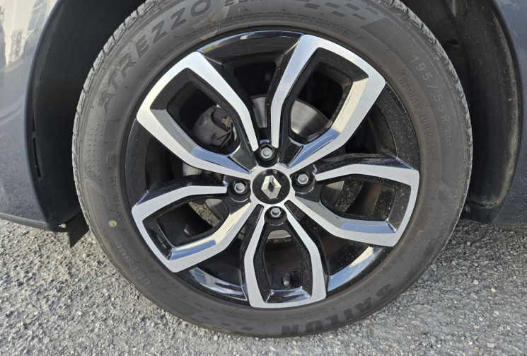 Renault Clio 0.9 TCe 90ch energy Intens * ENTRETIEN FULL RENAULT * FAIBLE KILOMETRAGE* 