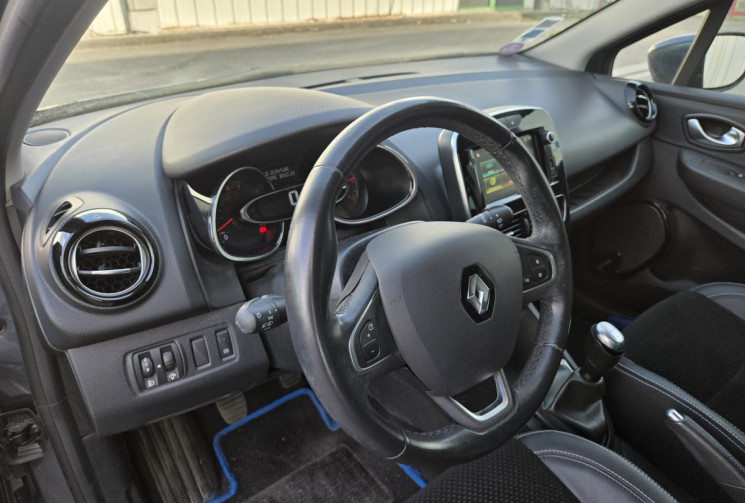 Renault Clio 0.9 TCe 90ch energy Intens * ENTRETIEN FULL RENAULT * FAIBLE KILOMETRAGE* 