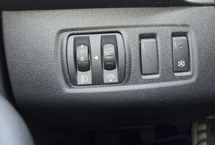 Renault Clio 0.9 TCe 90ch energy Intens * ENTRETIEN FULL RENAULT * FAIBLE KILOMETRAGE* 