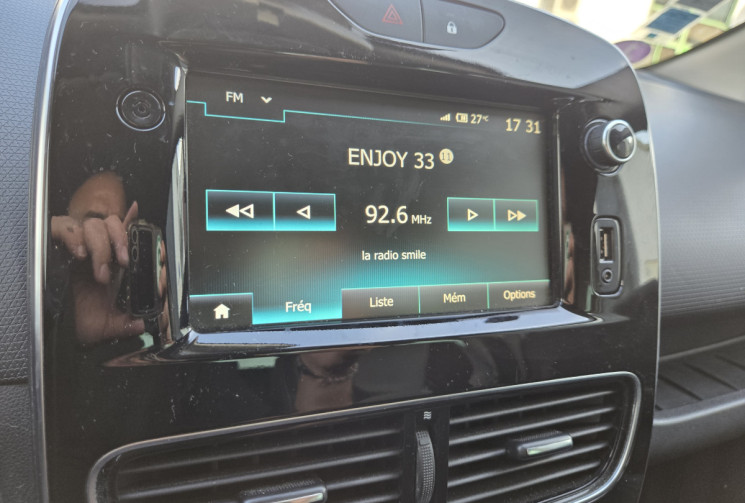 Renault Clio 0.9 TCe 90ch energy Intens * ENTRETIEN FULL RENAULT * FAIBLE KILOMETRAGE* 