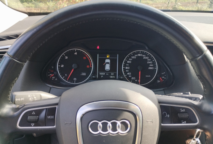 Audi Q5 3.0 V6 TDi 240 Quattro BVA6 Ambiente 