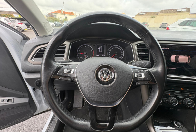 Volkswagen T-Roc  115 CV 1.0 TSI LOUNGE / START & STOP / ATTELAGE / GARANTIE 12 MOIS