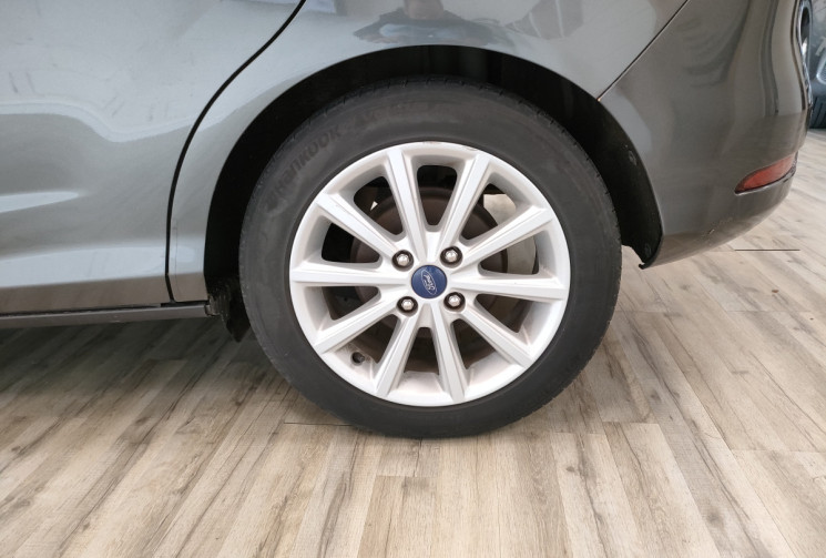 Ford B-MAX  1.6 TDCi 95ch FAP Titanium