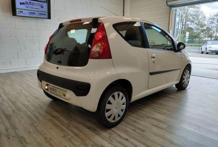 Peugeot 107 1.4 HDI 55CH