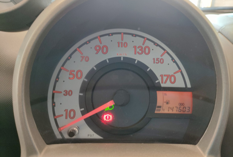 Peugeot 107 1.4 HDI 55CH