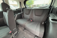 Mazda 5 / 1.6 / 115 ch / 7 places / Center-Line