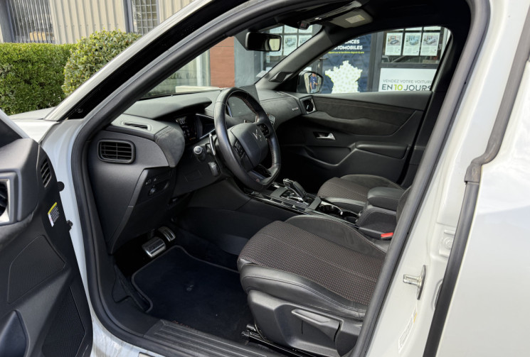 DS DS 3 Crossback PureTech 130 EAT8 Performance Line / CARPLAY