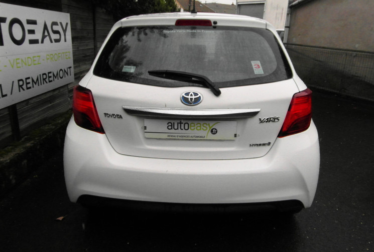 Toyota Yaris YARIS III PH1 1.5 HYBRID 