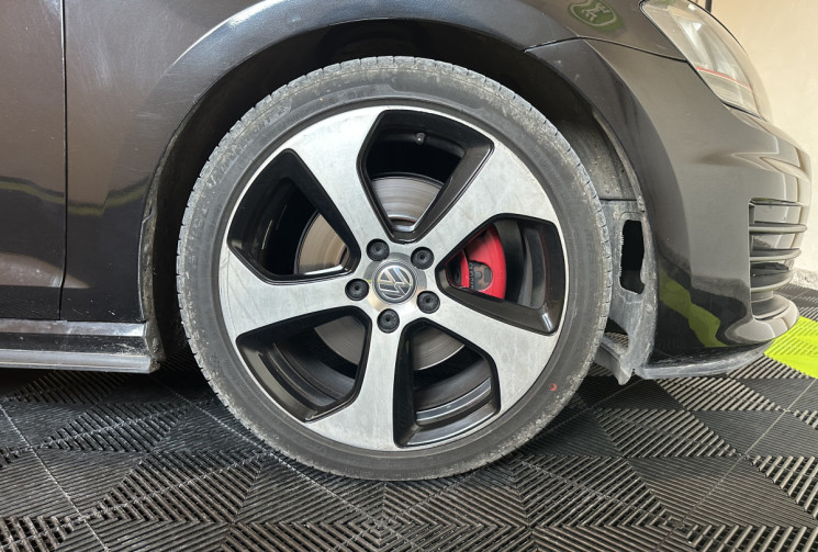 Volkswagen Golf 2.0 TSI BlueMotion Technology GTI DSG6