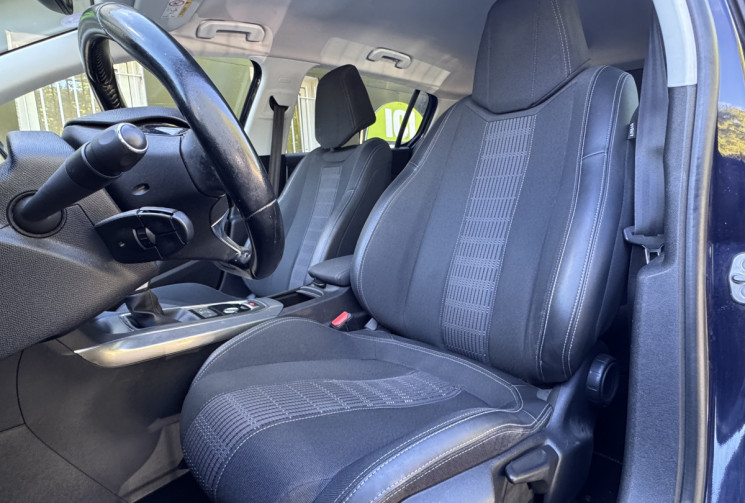 Peugeot 308 Allure 1.2 THP 130 ch EAT6 / Carplay / Camera / Keyless / Garantie 6 mois