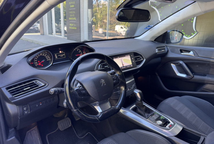 Peugeot 308 Allure 1.2 THP 130 ch EAT6 / Carplay / Camera / Keyless / Garantie 6 mois