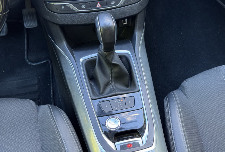 Peugeot 308 Allure 1.2 THP 130 ch EAT6 / Carplay / Camera / Keyless / Garantie 6 mois