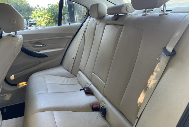 BMW Série 3 320d Luxury