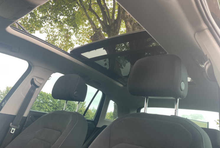 Volkswagen Tiguan 1.4 TSI DSG6 150 cv R-Line / Entretien Volkswagen / 