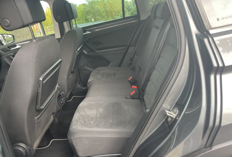 Volkswagen Tiguan 1.4 TSI DSG6 150 cv R-Line / Entretien Volkswagen / 