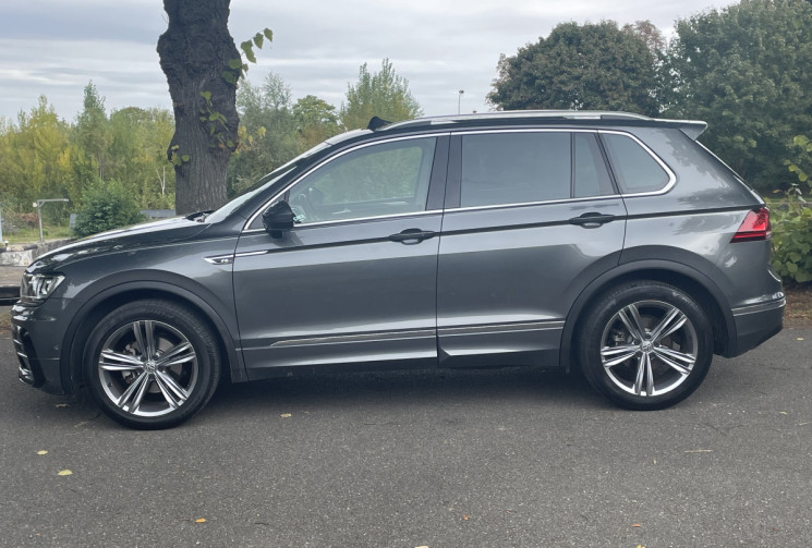 Volkswagen Tiguan 1.4 TSI DSG6 150 cv R-Line / Entretien Volkswagen / 