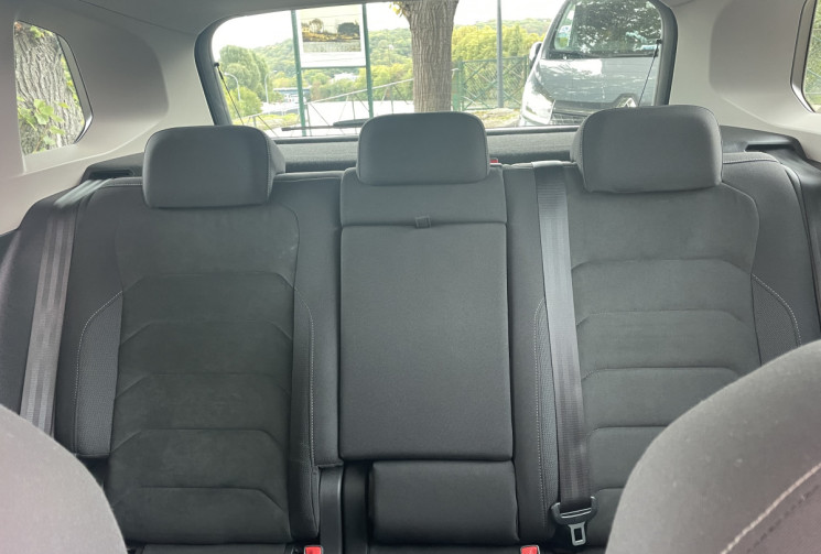 Volkswagen Tiguan 1.4 TSI DSG6 150 cv R-Line / Entretien Volkswagen / 