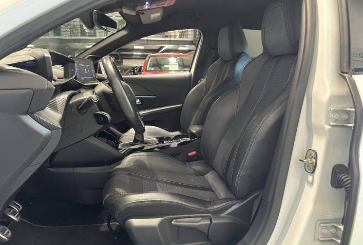 Peugeot 208 1.5 BlueHDi 100ch S&S GT Line 1ERE MAIN