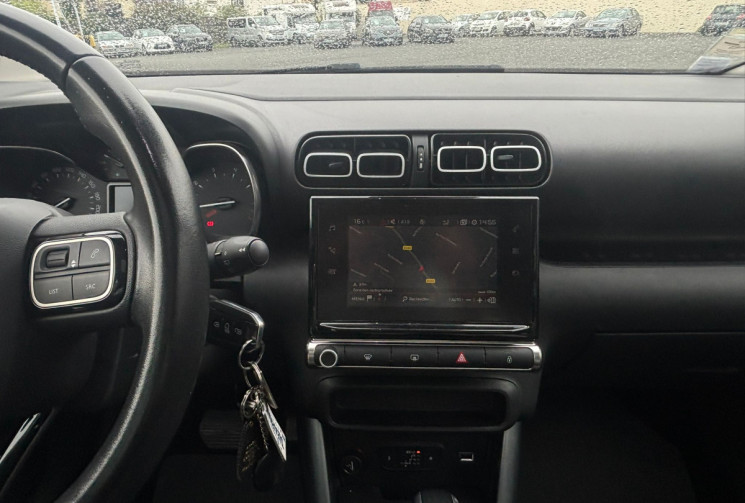 Citroën C3 Aircross   110 CV 1.2 THP SHINE / CAR PLAY / TOIT OUVRANT / GARANTIE 12 MOIS 