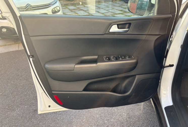 Kia Sportage  IV 1.6 CRDi 136 cv BLACK EDITION