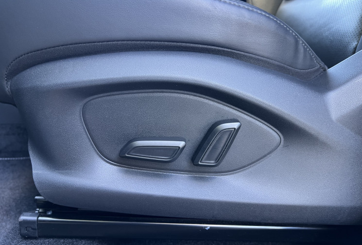 MG ZS Hybrid+ 197ch Luxury / 1ère Main / Caméra 360 / Carplay / Garantie 7 Ans
