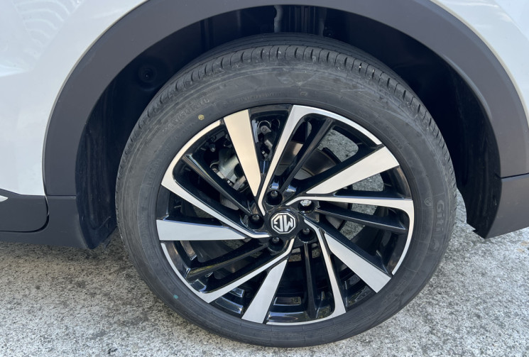 MG ZS Hybrid+ 197ch Luxury / 1ère Main / Caméra 360 / Carplay / Garantie 7 Ans