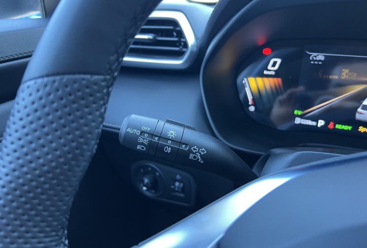 MG ZS Hybrid+ 197ch Luxury / 1ère Main / Caméra 360 / Carplay / Garantie 7 Ans