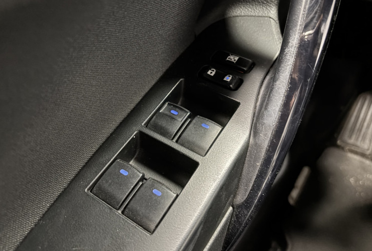 Toyota Auris Touring Sports 136 h Design NAV/TSS/Smart entry