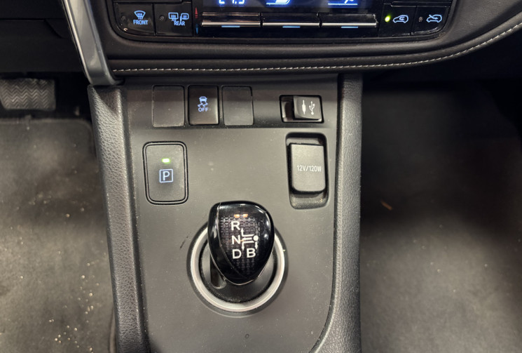 Toyota Auris Touring Sports 136 h Design NAV/TSS/Smart entry