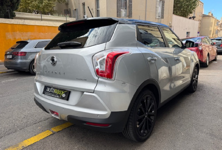 Ssangyong TIVOLI sport bi-ton safety pack 160 1.6 e-XDi 16V 2WD 115 cv origine France 2em main 