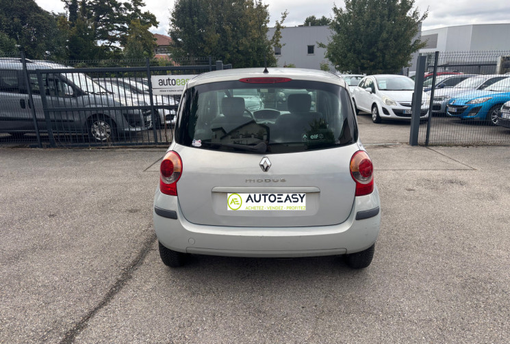Renault MODUS 1.2 / 75 CH 