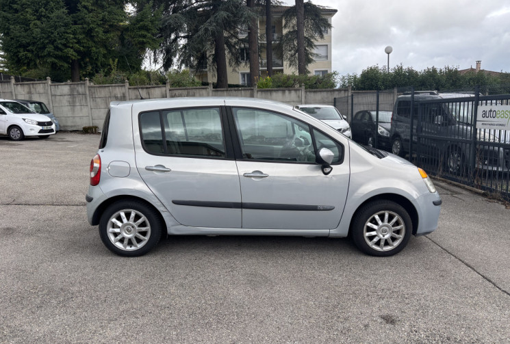 Renault MODUS 1.2 / 75 CH 