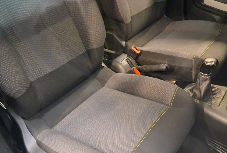 Citroën C3 1.2  PureTech 82ch Graphic - OPTIONS - 1ER Main -TBE - SUIVI ENTRETIEN DISTRI - GARANTIE 