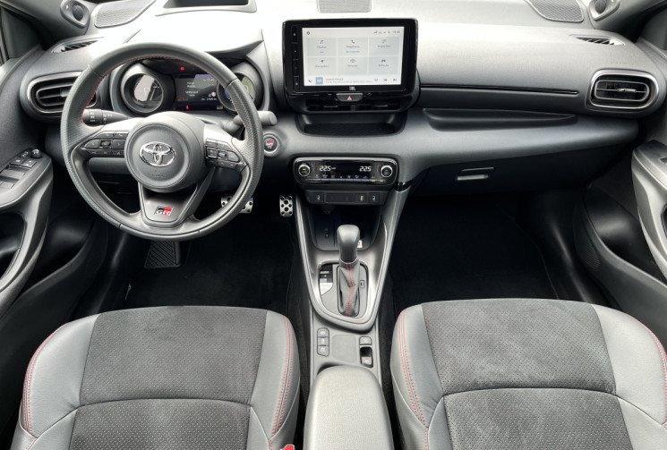 Toyota Yaris IV 116h GR Sport 5p MY22