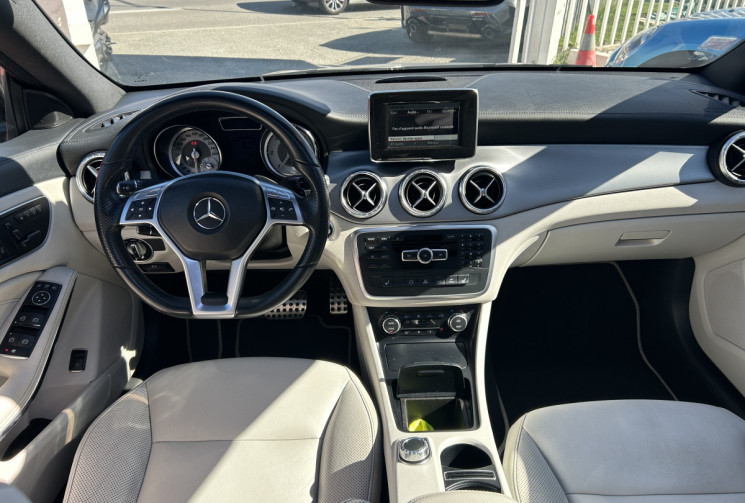 Mercedes CLA 220 CDI FASCINATION PACK AMG 170 Ch 7G-DCT * CUIR BEIGE * TOIT OUVRANT
