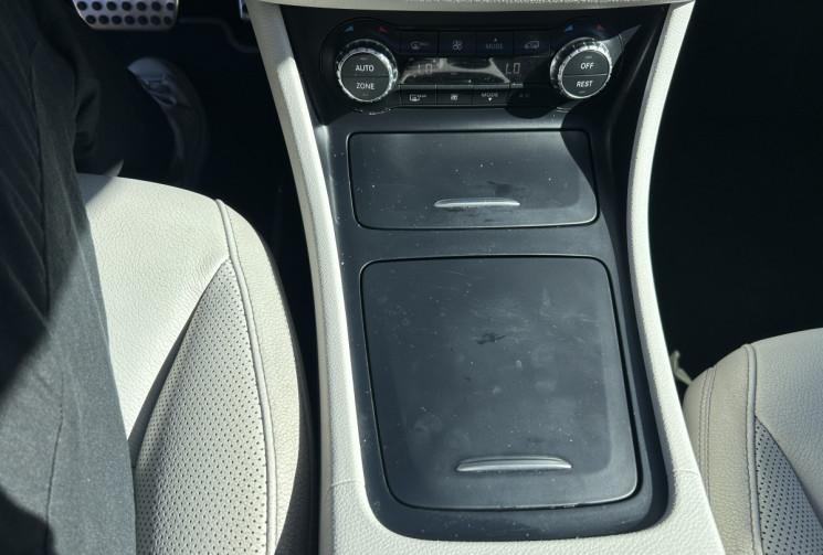 Mercedes CLA 220 CDI FASCINATION PACK AMG 170 Ch 7G-DCT * CUIR BEIGE * TOIT OUVRANT